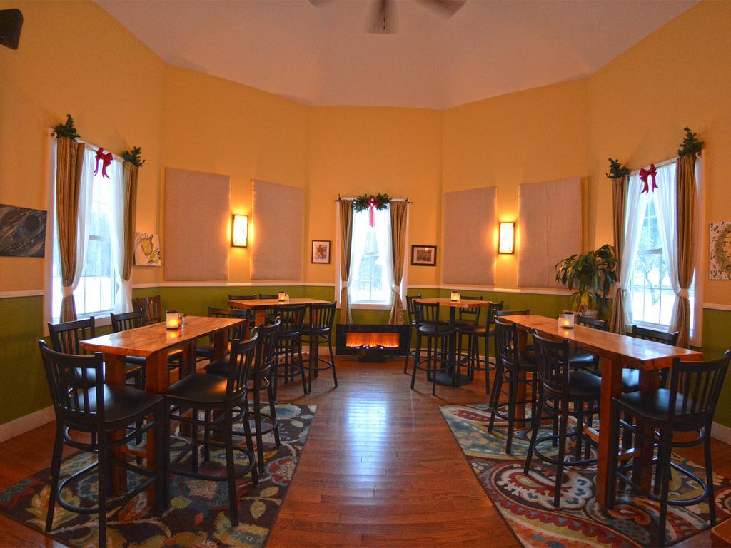 Hyde Away Inn Waitsfield 外观 照片