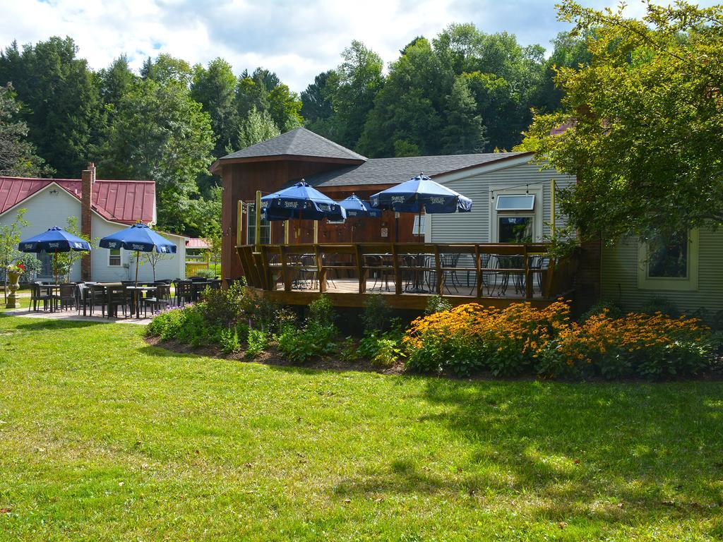 Hyde Away Inn Waitsfield 外观 照片