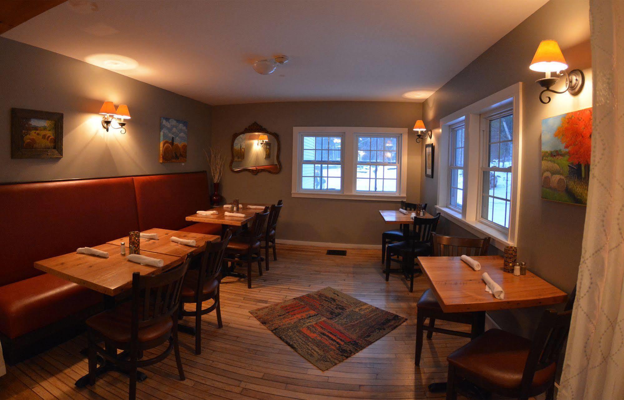 Hyde Away Inn Waitsfield 外观 照片