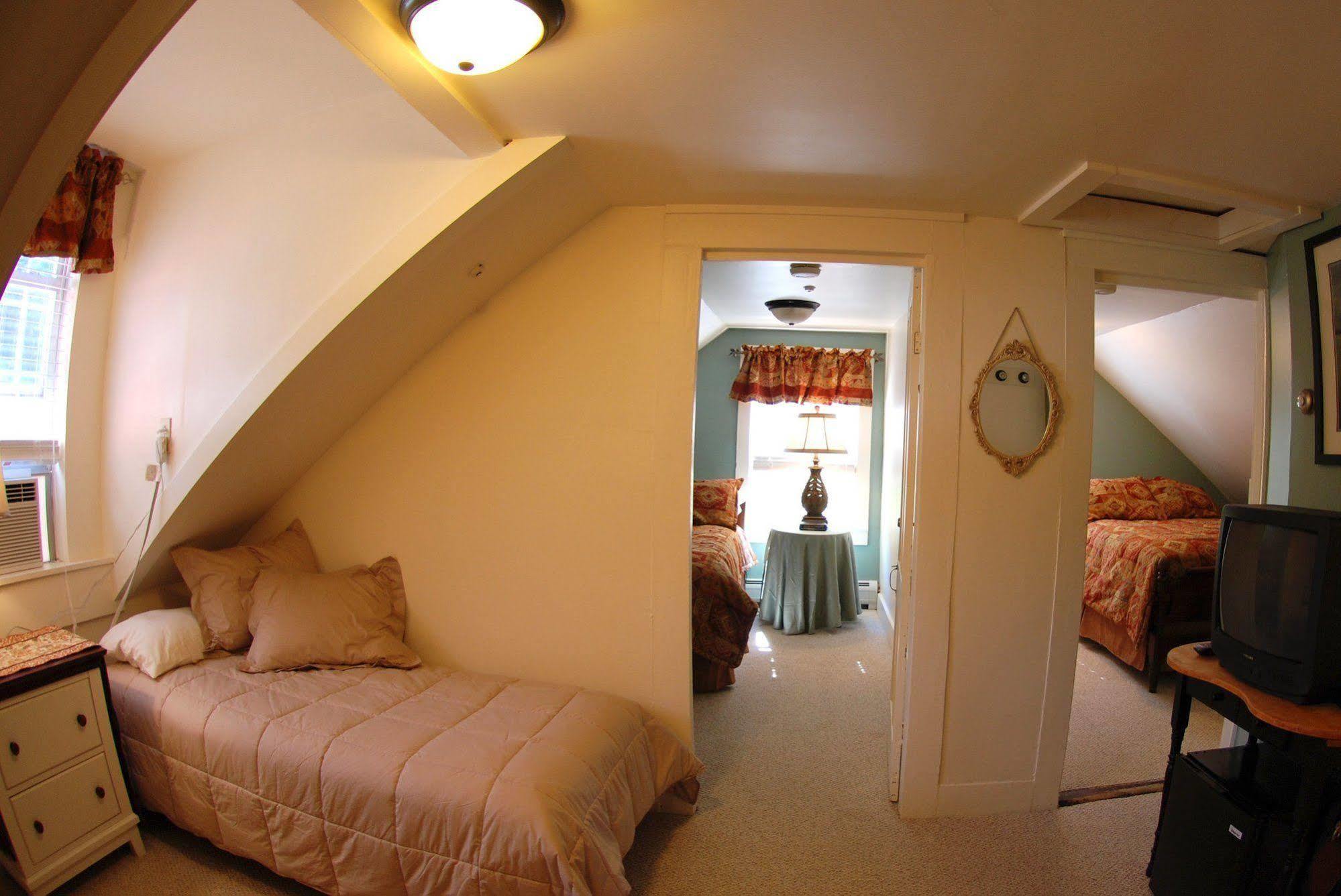 Hyde Away Inn Waitsfield 外观 照片