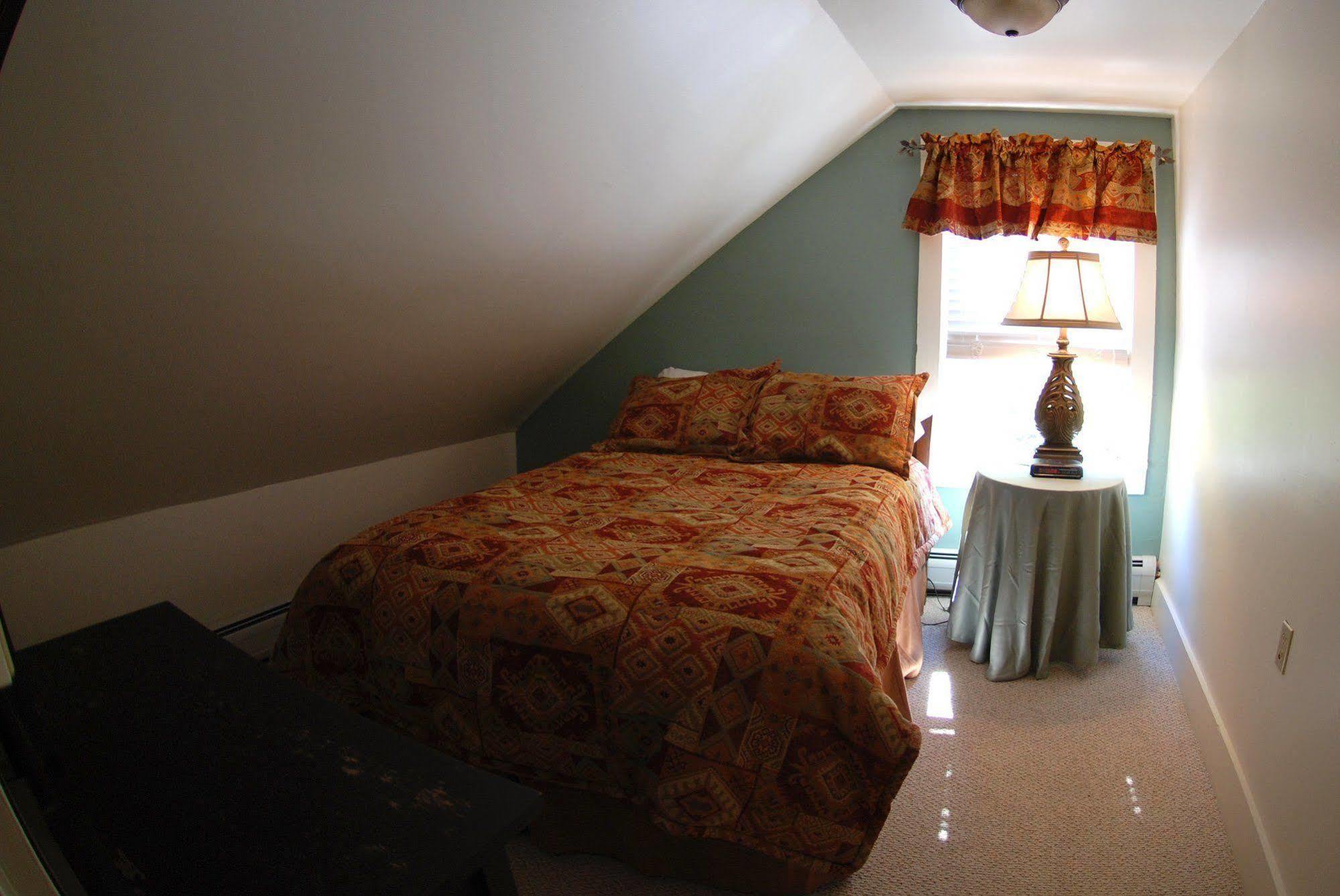 Hyde Away Inn Waitsfield 外观 照片