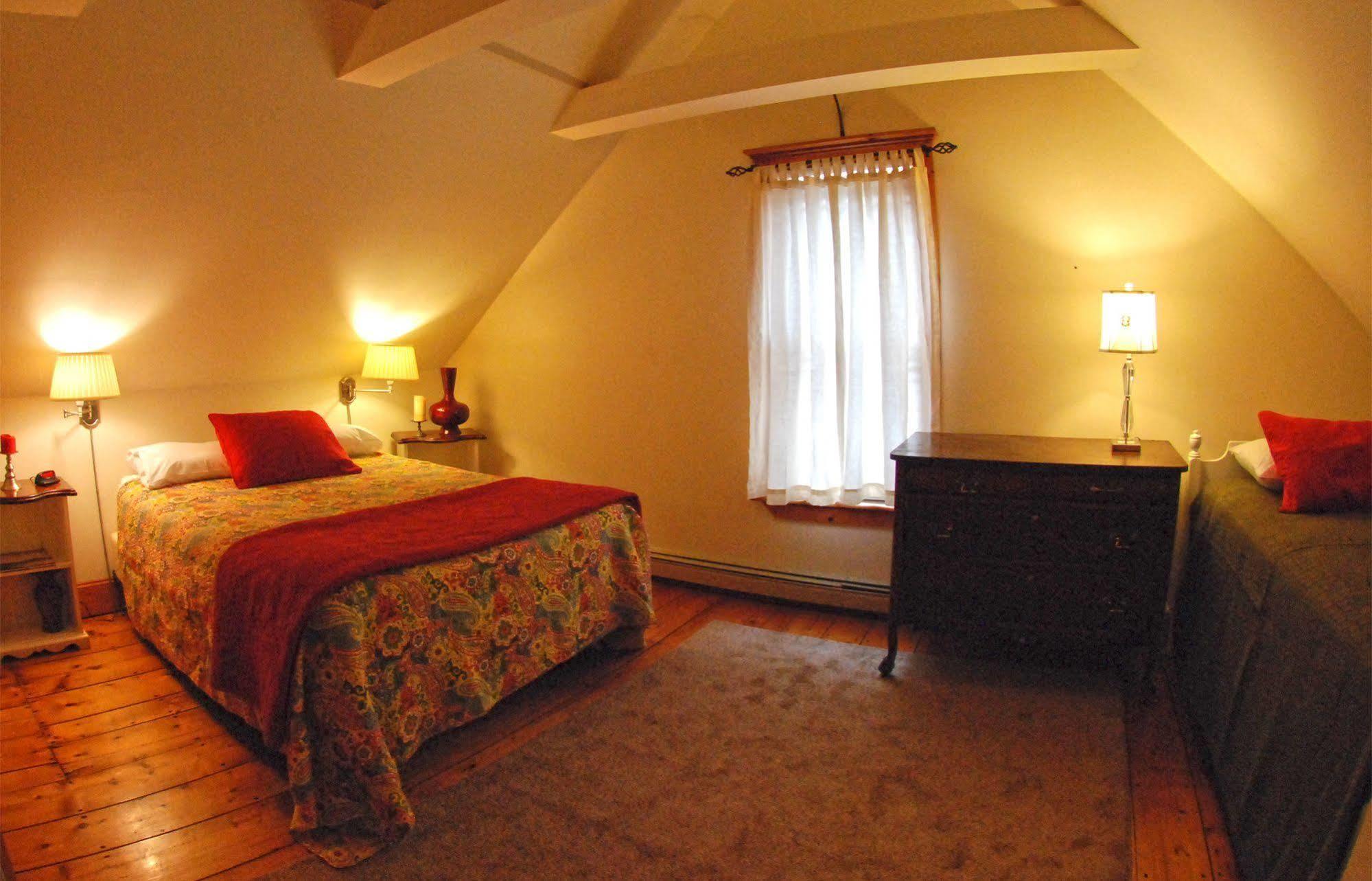 Hyde Away Inn Waitsfield 外观 照片